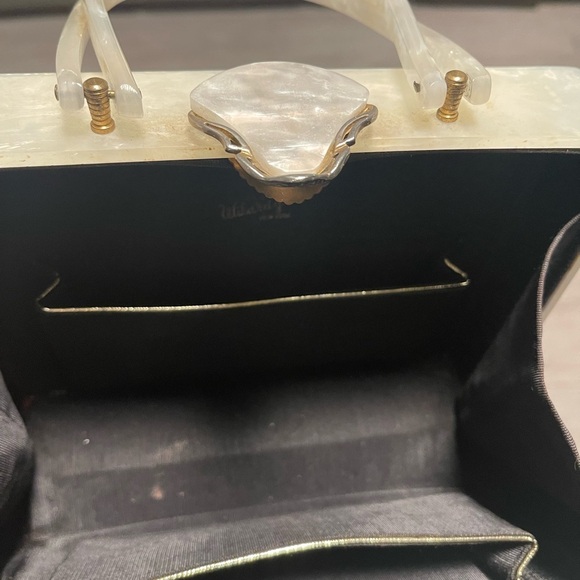 Vintage Wilardly Lucite 1950s Marbleized Pearlized Top Handle Box Purse - Picture 15 of 15